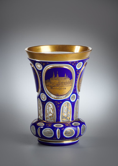 Exponát měsíce | 2/2023: Lázeňská číška | Muzeum Železný Brod